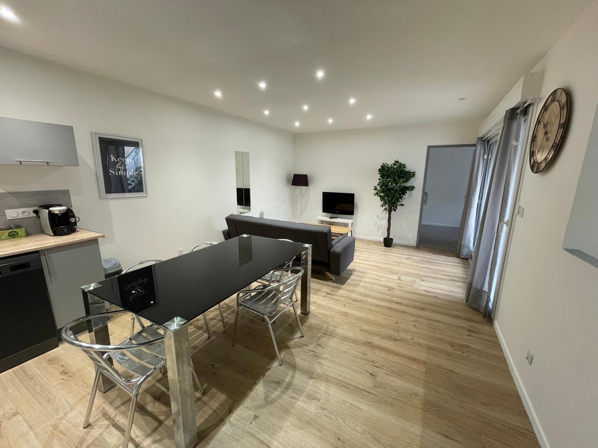 Apartament Place Du Marche 002, Au Coeur Des Rues Pietonnes Roanne Zewnętrze zdjęcie